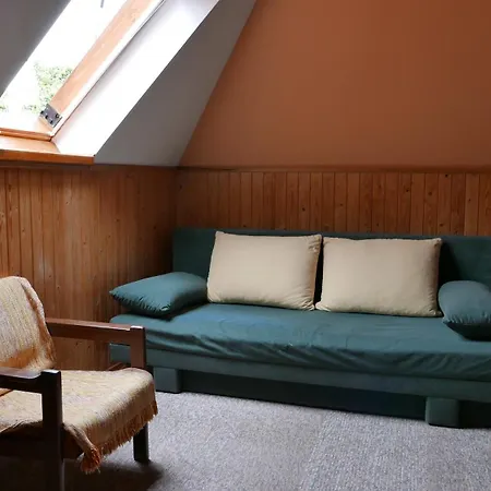 Holiday home Dom Nad Jeziorem Radunskim *